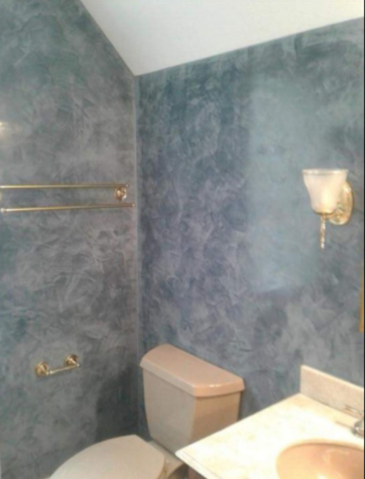 Decorative bathroom wall finish